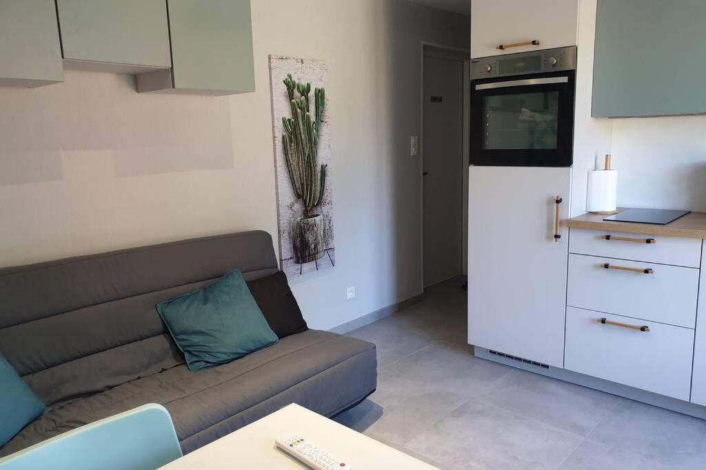 Agreable Logement Pour 4 Pers A Deux Pas De Verdun Apartment Haudainville ภายนอก รูปภาพ